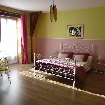 Gite De Charme Avec Piscine Privee Archignac